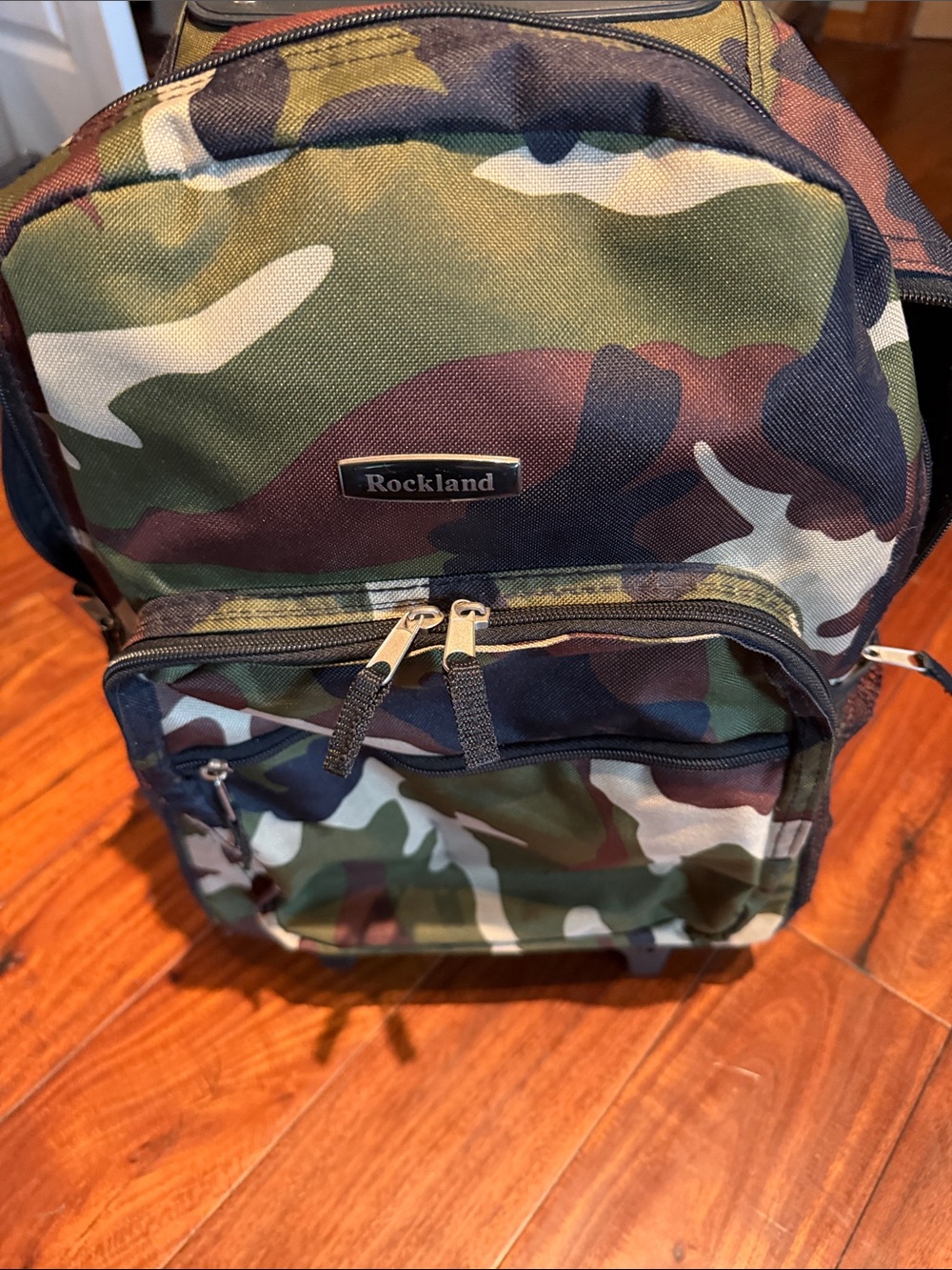 Men's Camo Backpack with wheels in Green Camo